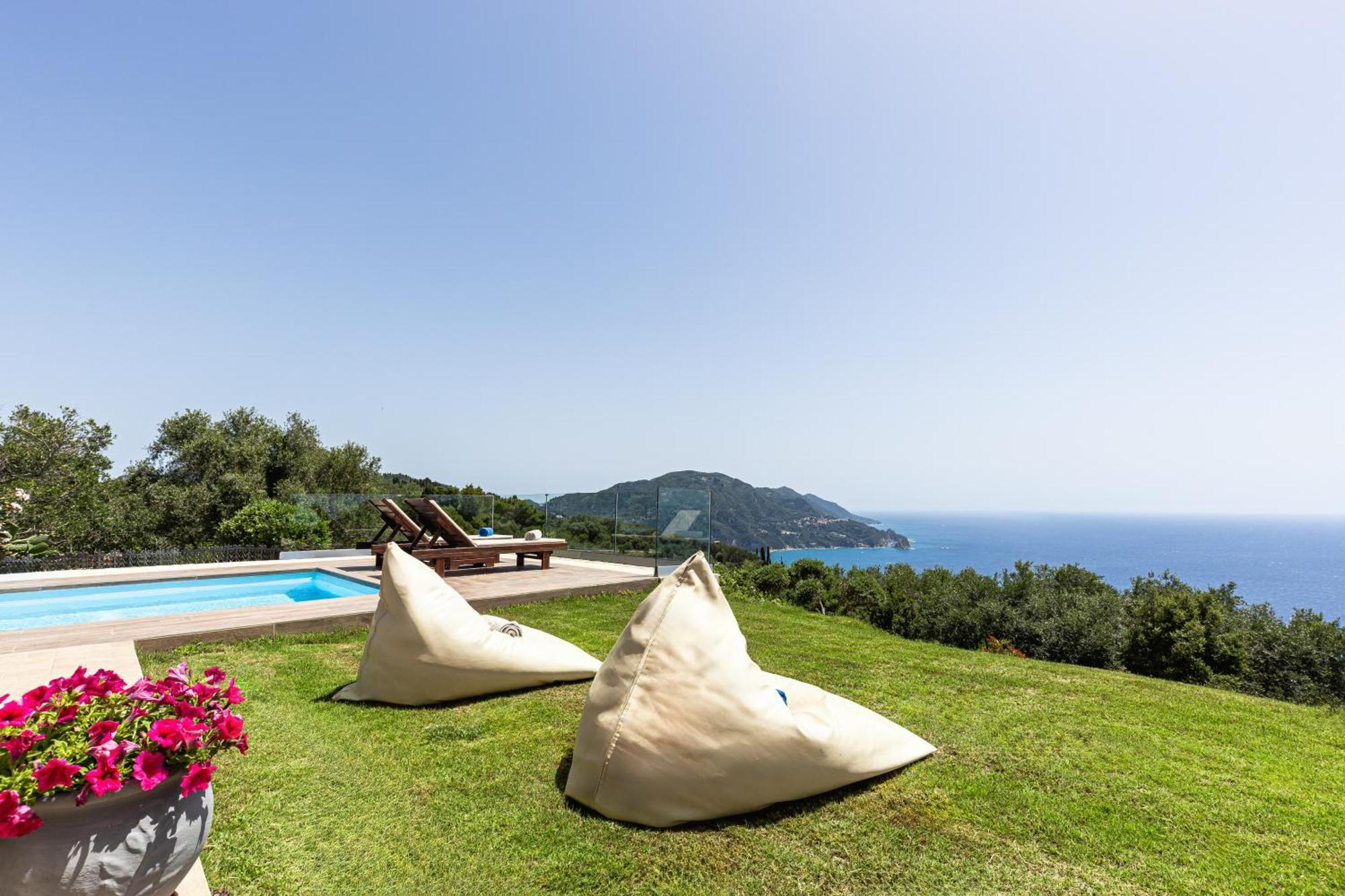 Villa Vardia-Amazing Seaviews With Heated Pool Sinarades Exterior photo